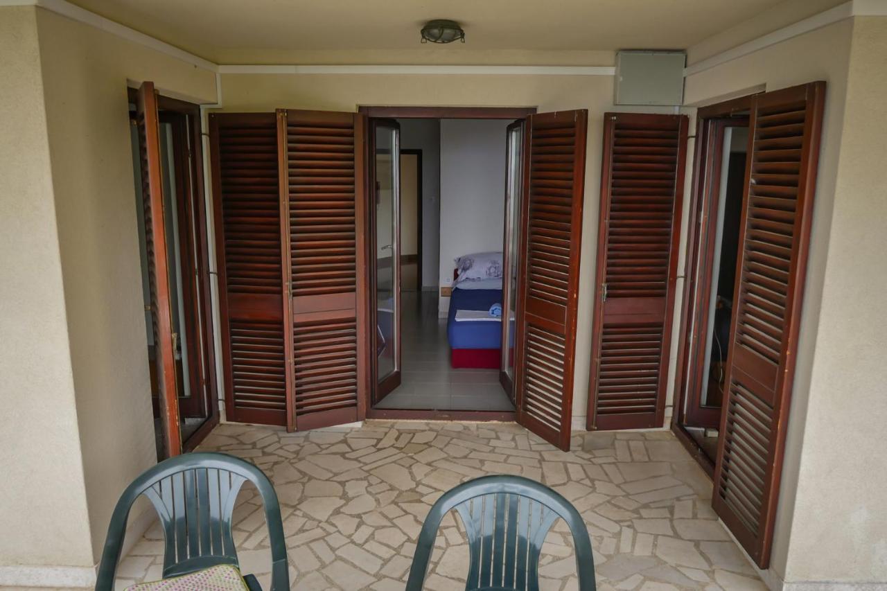 Apartmani Ivana Свети Юрай Екстериор снимка